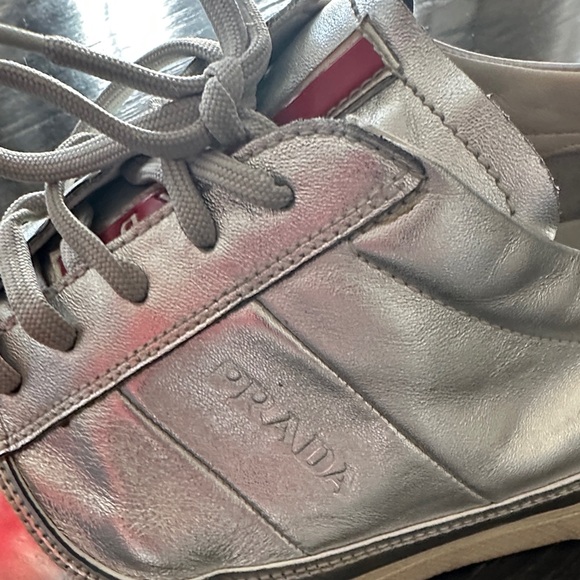 Prada Men's Silver Sneakers with Red Accent - Picture 4 of 8
